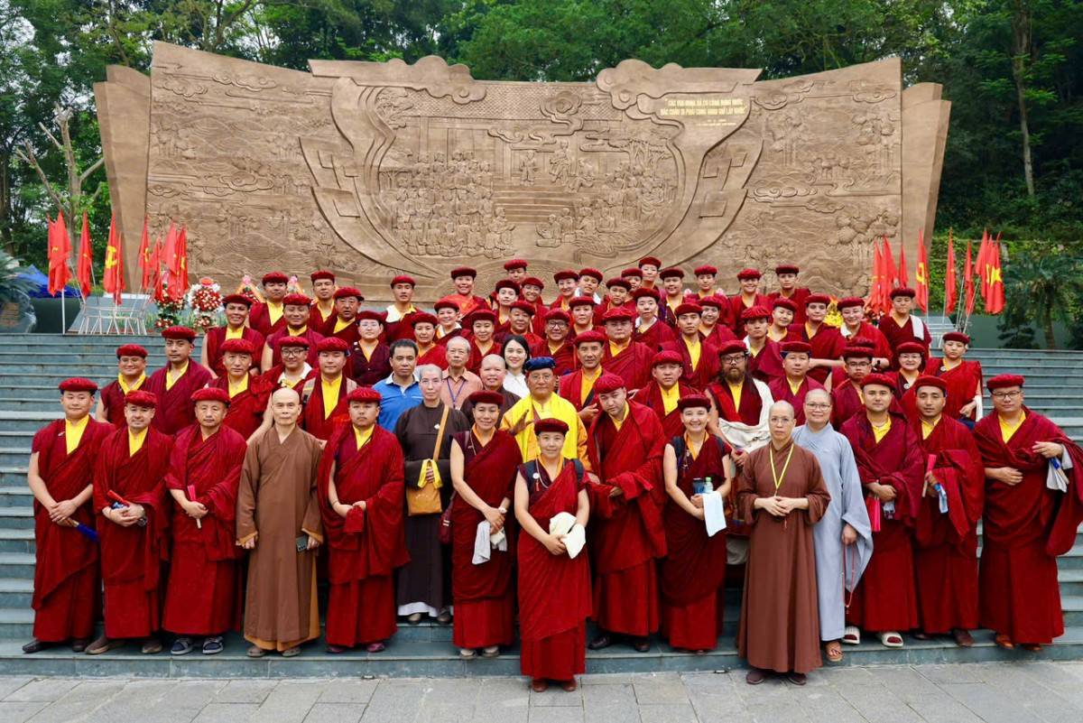 Đức Gyalwang Drukpa lần đầu thăm Đền Hùng: Dấu ấn tâm linh mùa Giỗ Tổ