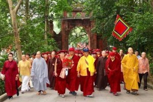 Đức Gyalwang Drukpa lần đầu thăm Đền Hùng: Dấu ấn tâm linh mùa Giỗ Tổ