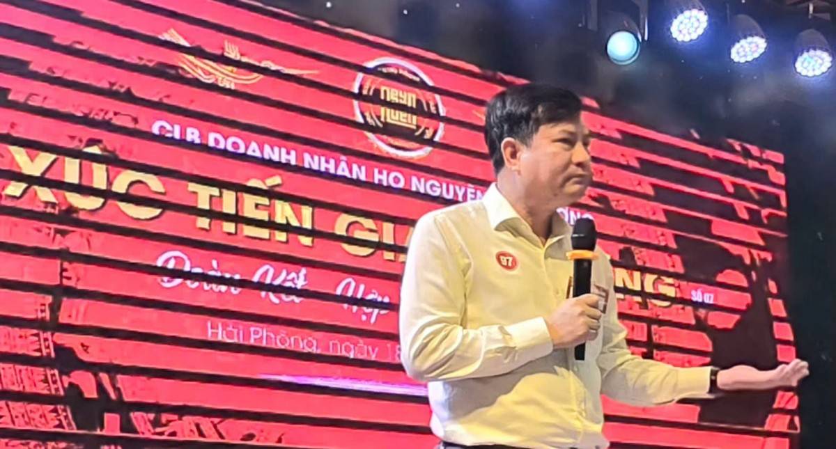 Ts Nguyễn Văn Trúc - Trưởng phòng Ươm tạo Công nghệ - Cục Khởi nghiệp và Doanh nghiệp Công nghệ - Bộ KHCN phát biểu tại buổi xúc tiến thương mại