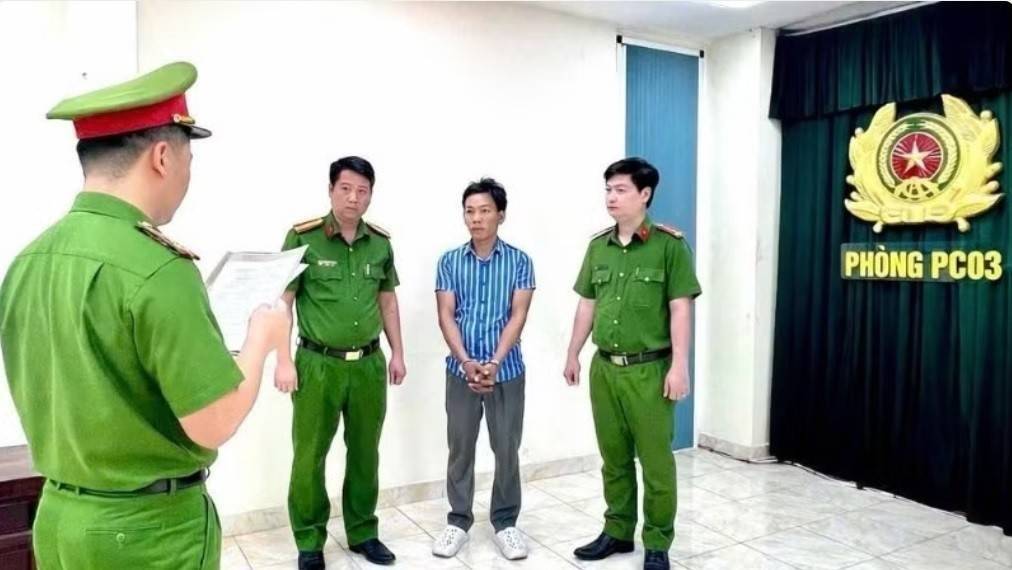 Khởi tố 3 bị can đổ thải trái phép hơn 1.000 tấn, Công an Đồng Nai mở rộng điều tra