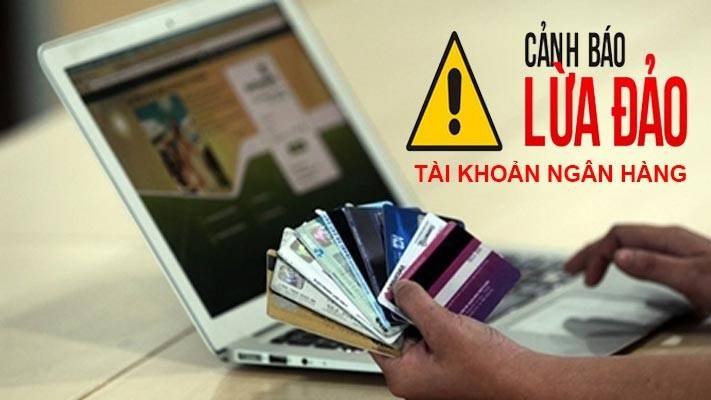 Đừng giao thẻ ATM, đừng đưa mật khẩu, đừng cung cấp OTP, và càng không nhận - chuyển tiền hộ cho người lạ chỉ vì một khoản hoa hồng nhỏ (Ảnh minh họa).