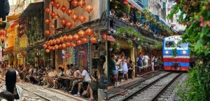 Hà Nội cưỡng chế loạt quán cà phê đường tàu, khu “check-in” nổi tiếng bị xóa sổ