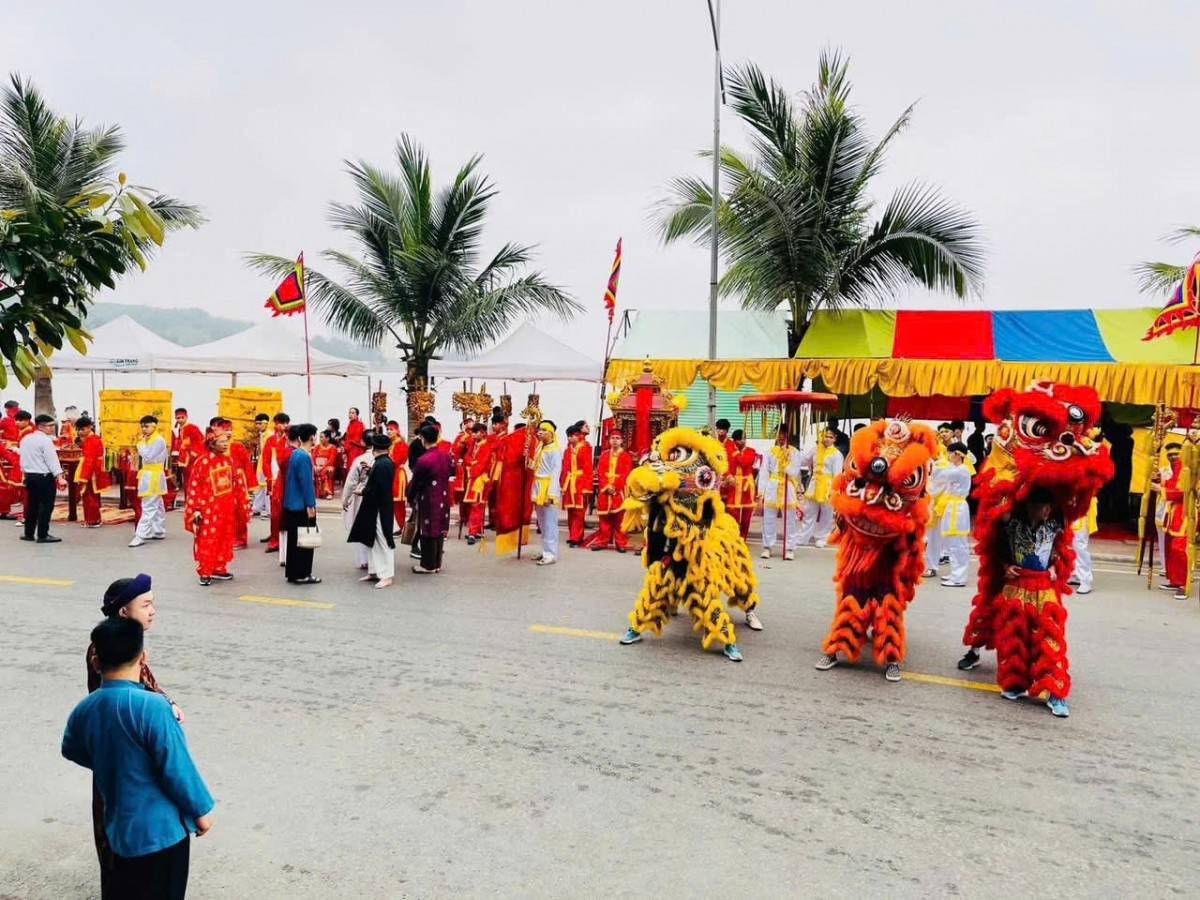 Rộn ràng Lễ hội Cầu Cơ đền Vạn Ngang 2026 – Nét linh thiêng giữa lòng biển Đồ Sơn