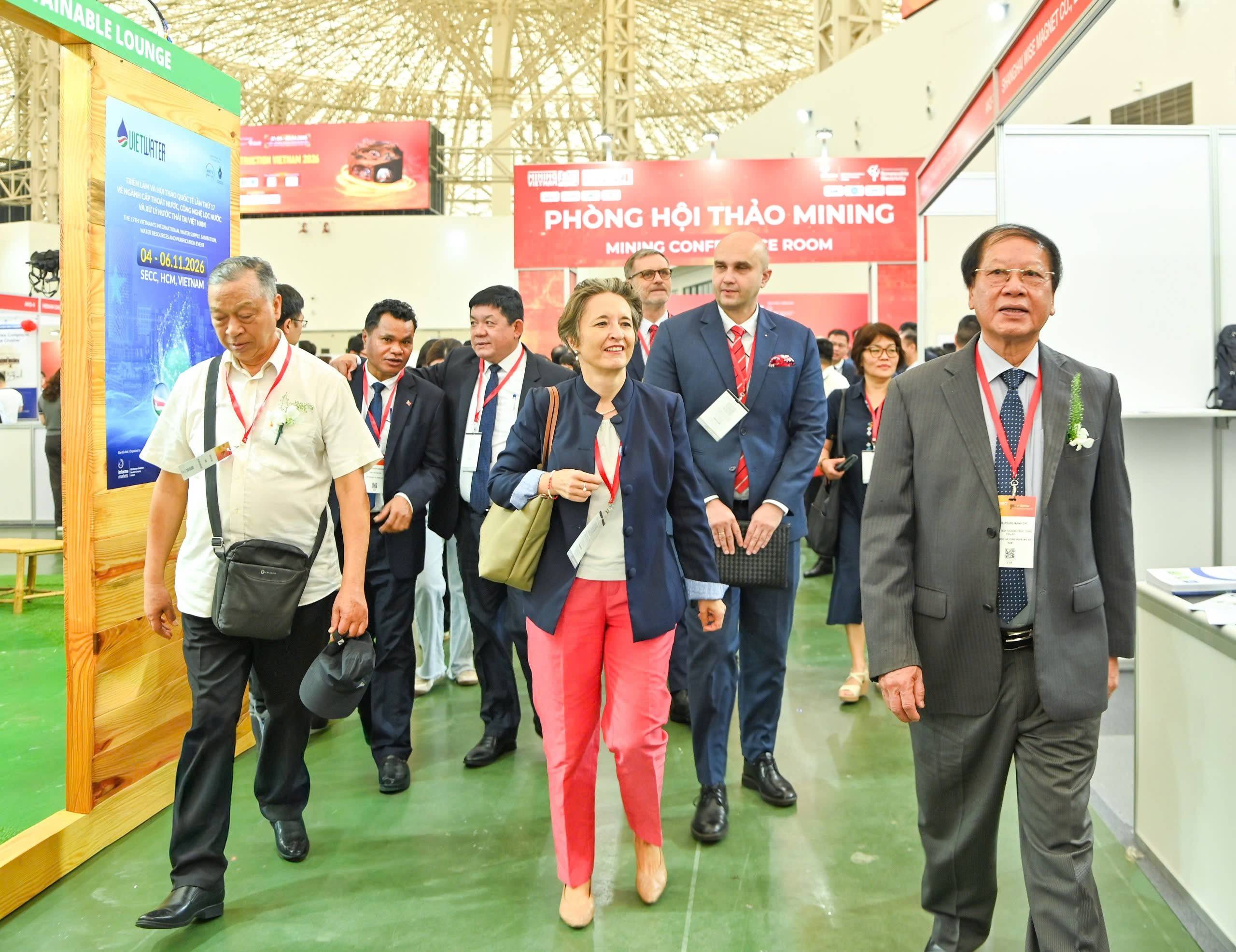 Khai mạc Mining & Construction Vietnam 2026: Kết nối công nghệ, thúc đẩy chuyển đổi xanh ngành mỏ – xây dựng