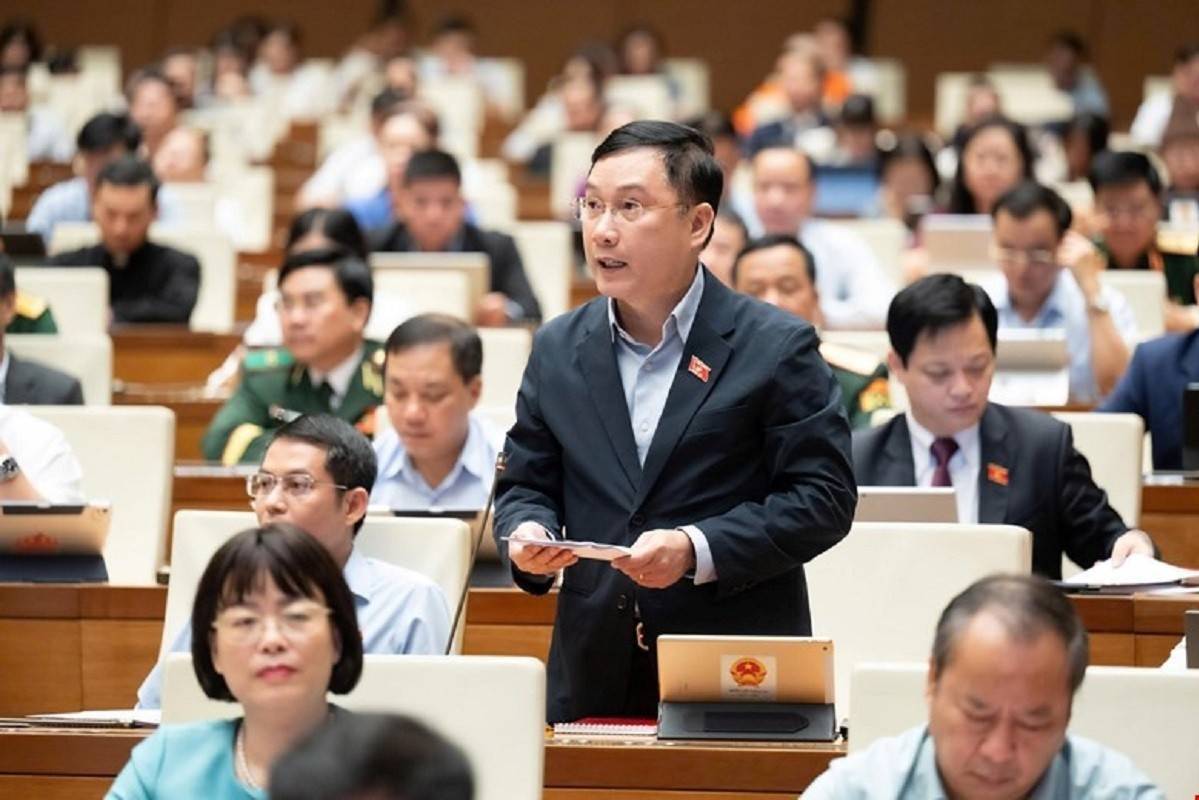 Giá nhà Hà Nội, TP.HCM gấp 25-30 lần thu nhập, đại biểu Quốc hội đề nghị đánh phí lũy tiến