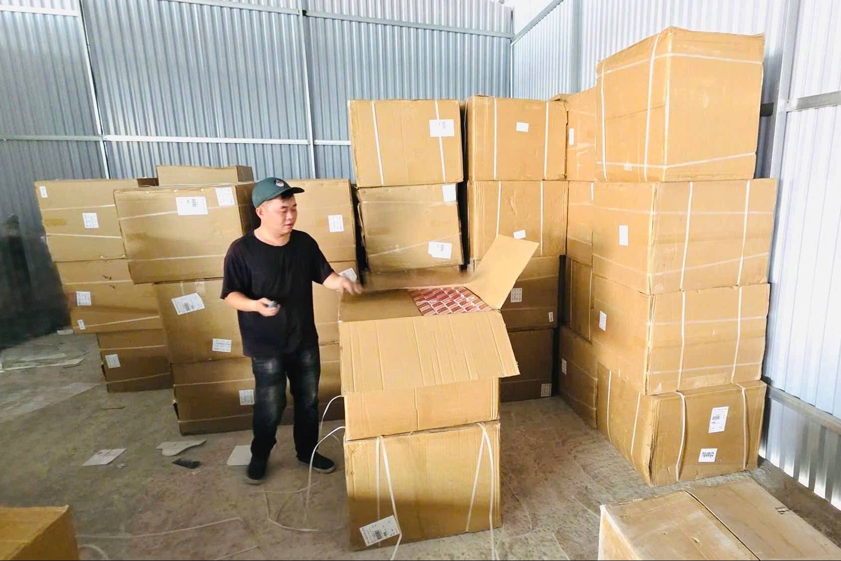 Hải quan phát hiện, ngăn chặn hơn 17.000 sản phẩm vi phạm về xuất xứ và ghi nhãn hàng hóa