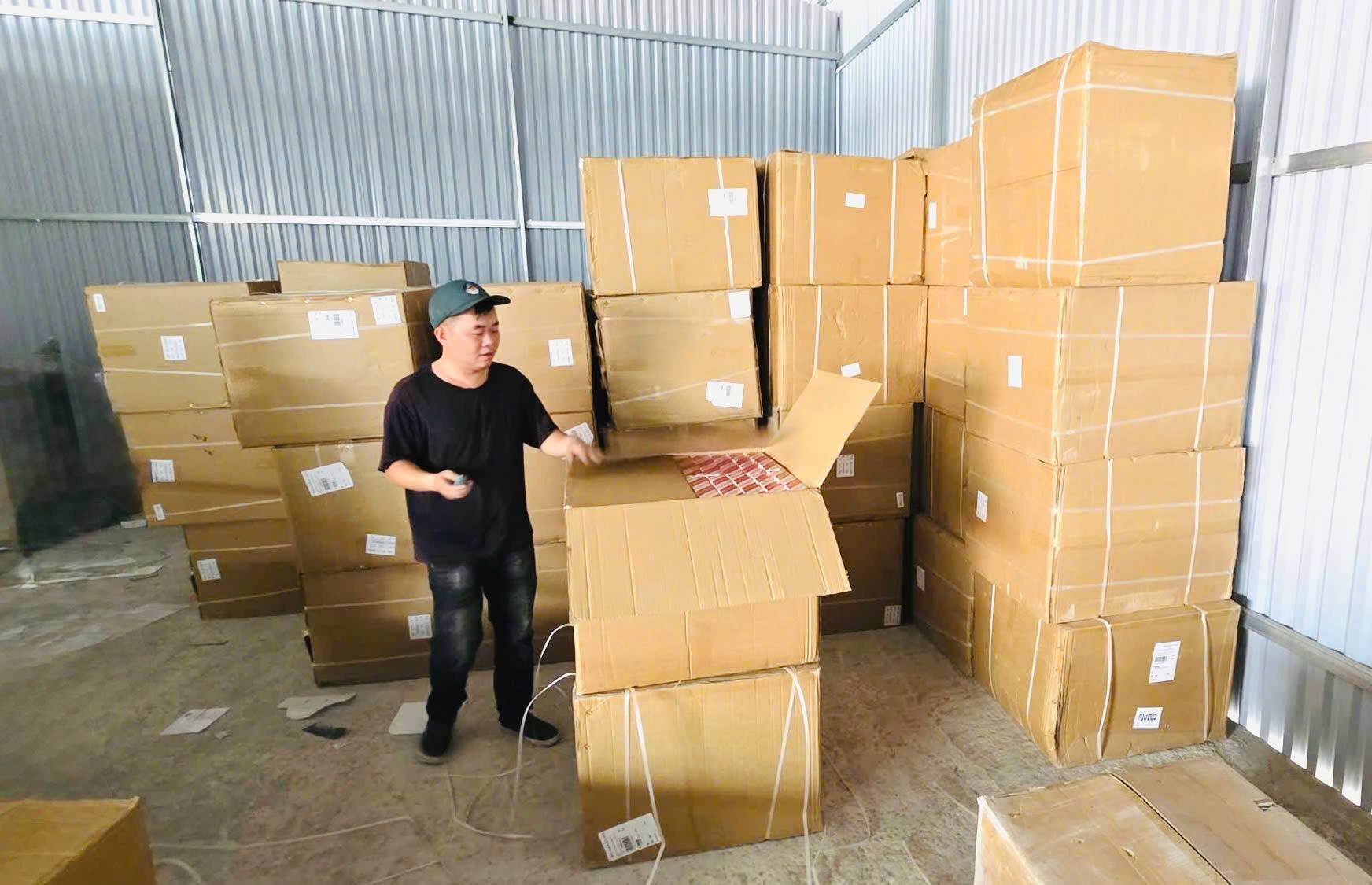 Hải quan phát hiện, ngăn chặn hơn 17.000 sản phẩm vi phạm về xuất xứ và ghi nhãn hàng hóa