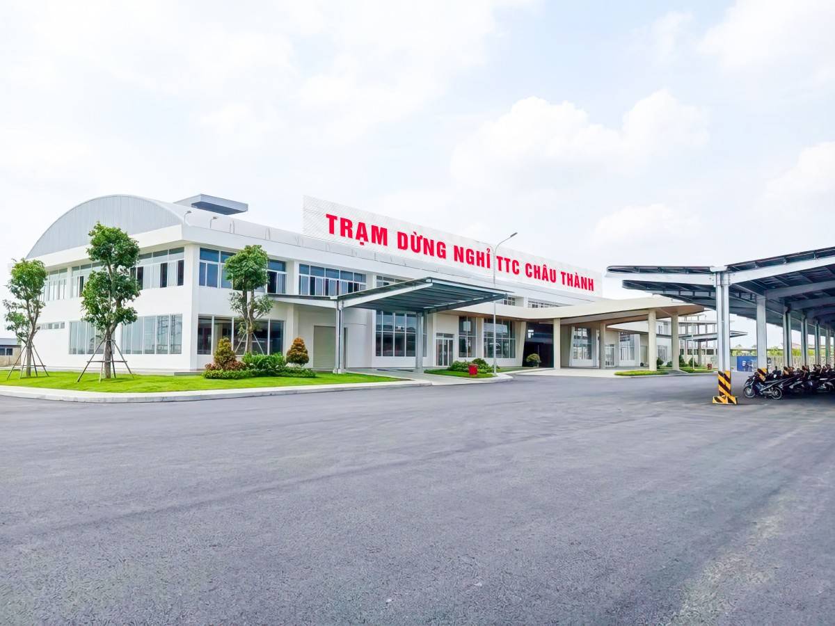 TTC Châu Thành đưa Khu dịch vụ trung tâm tại trạm dừng nghỉ đi vào hoạt động trước dịp lễ