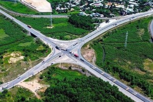 Đầu tư hơn 8.900 tỷ mở rộng 12 tuyến tránh, nút giao quốc lộ 1 giai đoạn mới