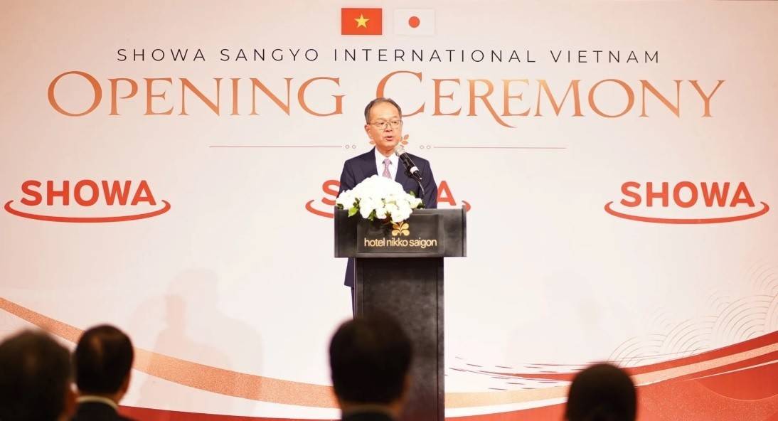 Ông Maruyama Shinji, Chủ tịch kiêm Tổng Giám đốc Công ty Trách nhiệm hữu hạn Showa Sanông Maruyama Shinji phát biểu ý kiến tại sự kiện.