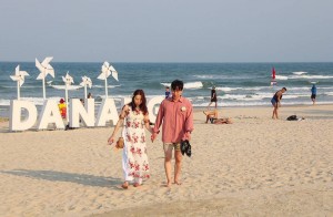 Đà Nẵng vào “tâm điểm” tìm kiếm dịp lễ 30/4: Du lịch biển dẫn sóng kỳ nghỉ dài