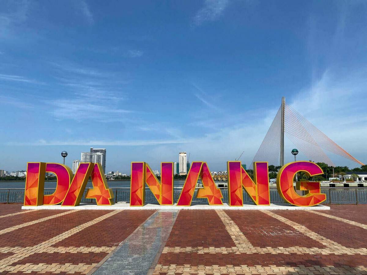 Đà Nẵng vào “tâm điểm” tìm kiếm dịp lễ 30/4: Du lịch biển dẫn sóng kỳ nghỉ dài