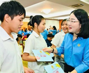 Công đoàn TP.HCM và hành trình đi cùng người lao động suốt nửa thế kỷ
