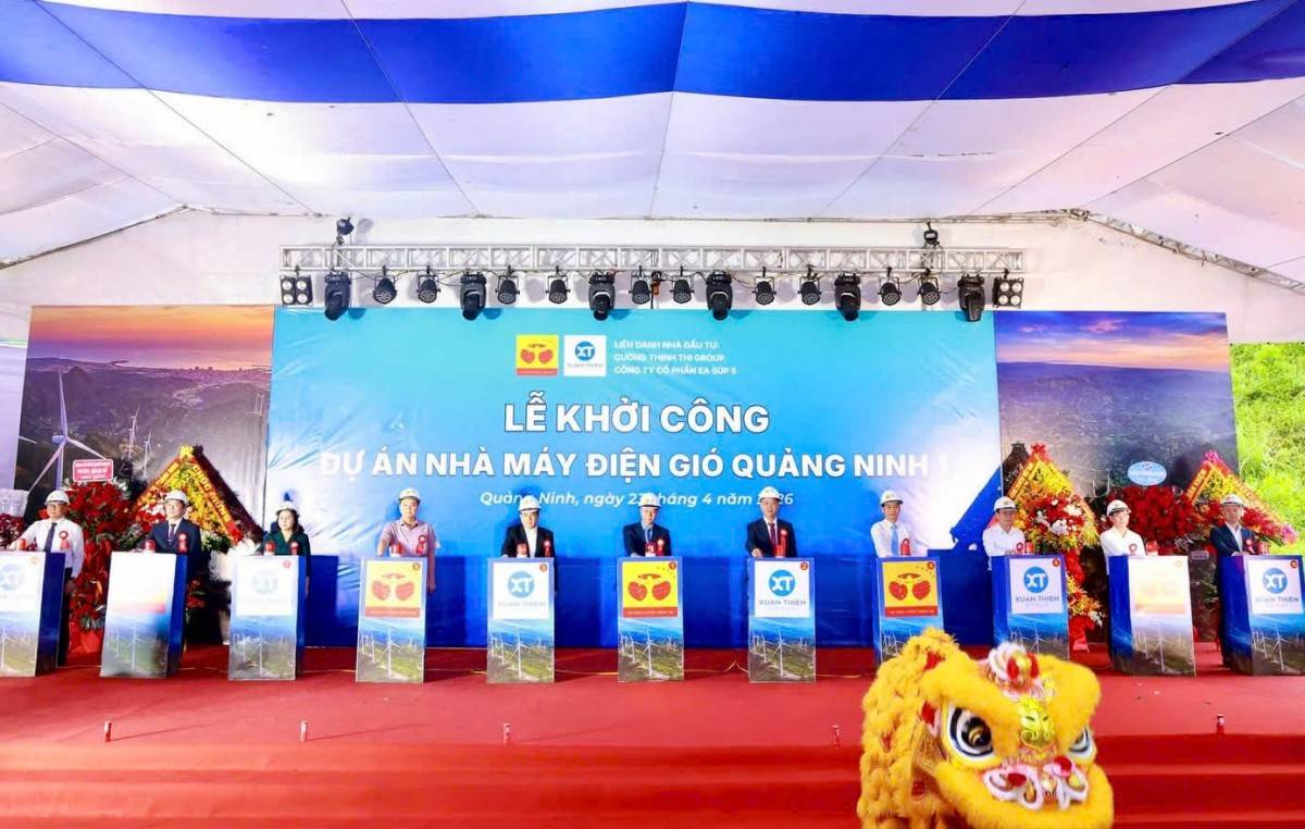 Khi những cánh quạt gió bắt đầu hành trình: Quảng Ninh viết tiếp giấc mơ năng lượng xanh