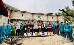 Tuyên Quang: Lũng Cú khẩn trương khắc phục thiệt hại do lốc xoáy, phát huy “4 tại chỗ”