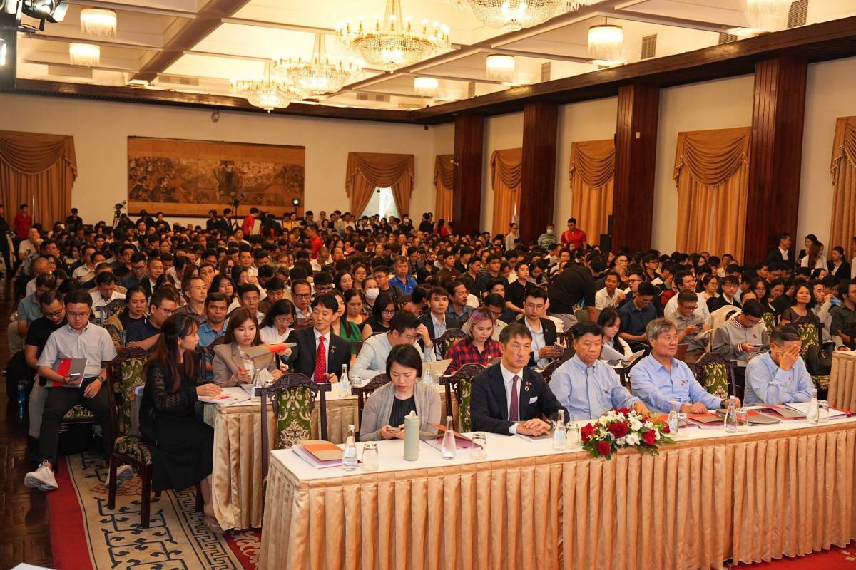 Chứng khoán SSI: 20 năm chi cổ tức tiền mặt, cổ đông tham dự kín hội trường