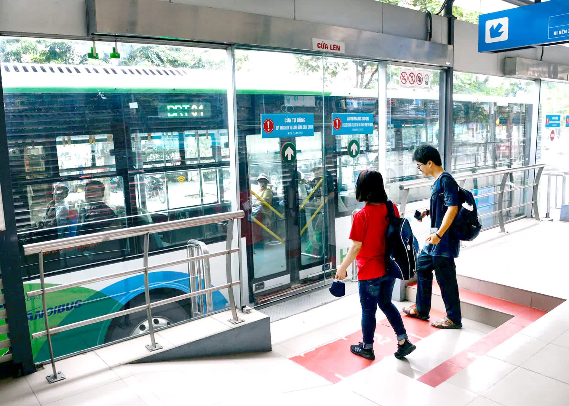 Hà Nội miễn phí vé xe buýt, tàu điện trong 7 ngày dịp Giỗ Tổ Hùng Vương, 30/4 và 1/5/2026