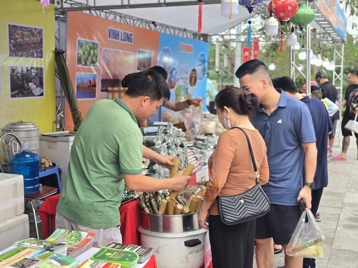 Sắc màu Du lịch Đất Tổ: Kích cầu mạnh mẽ mùa lễ hội 2026