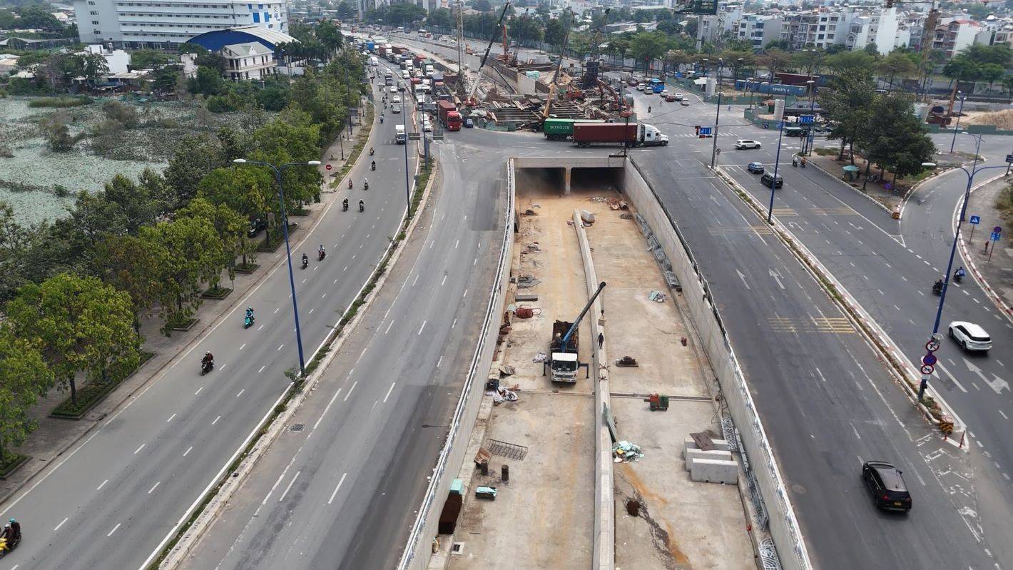 Quốc hội thông qua kế hoạch đầu tư công 8,22 triệu tỷ đồng, nhấn mạnh vai trò dẫn dắt vốn ngoài Nhà nước