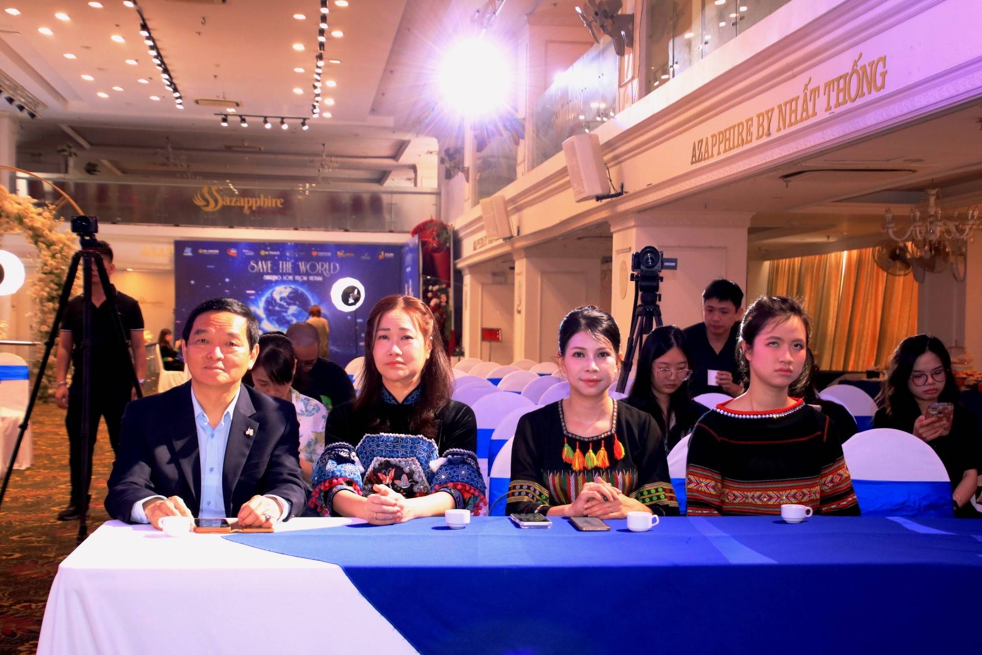 “Save The World” – âm nhạc chữa lành từ Việt Nam lan toả toàn cầu