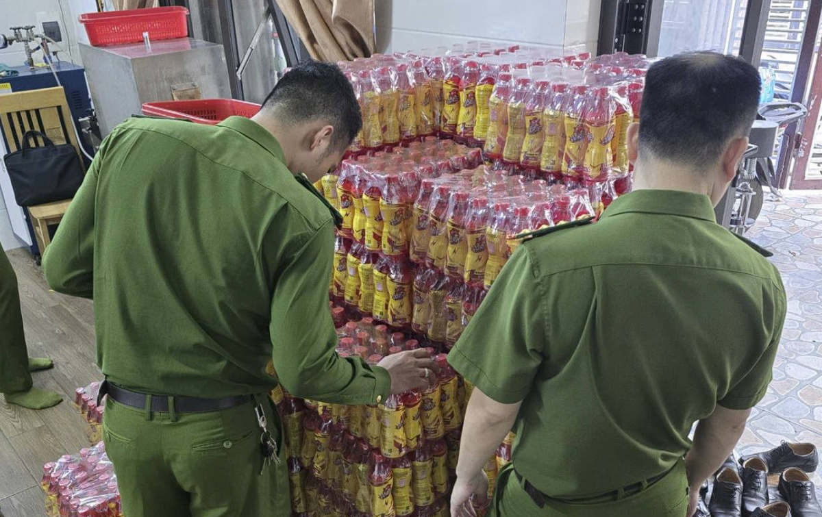 Khởi tố giám đốc doanh nghiệp sản xuất nước tăng lực giả tại Quảng Trị