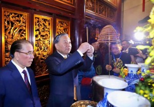Tổng Bí thư, Chủ tịch nước Tô Lâm dâng hương Giỗ Tổ