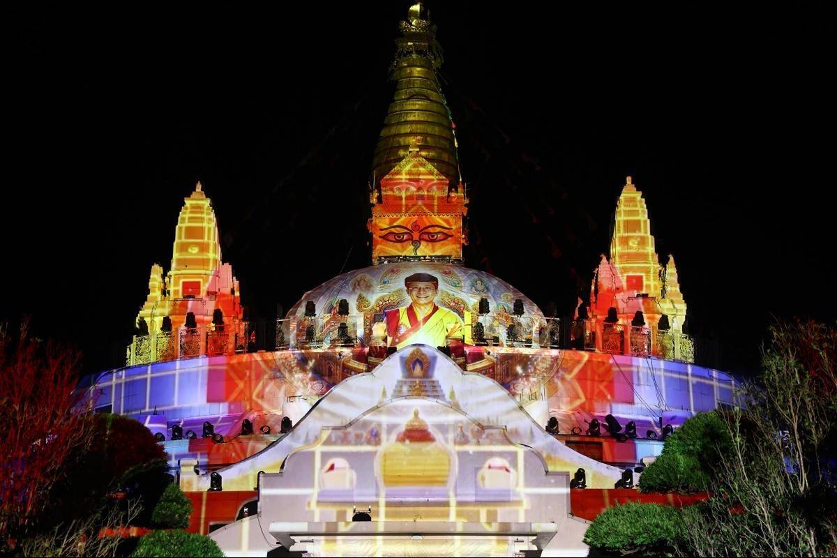 Lễ hội ánh sáng 3D mapping “Cầu nguyện hòa bình thế giới” linh thiêng hào hùng tại Bảo tháp Mandala Tây Thiên