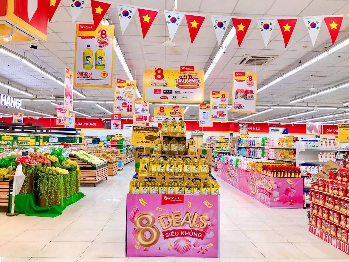 Bán lẻ “tăng tốc” dịp 30/4 – 1/5: Khuyến mãi sâu, nguồn hàng dồi dào, sức mua khởi sắc