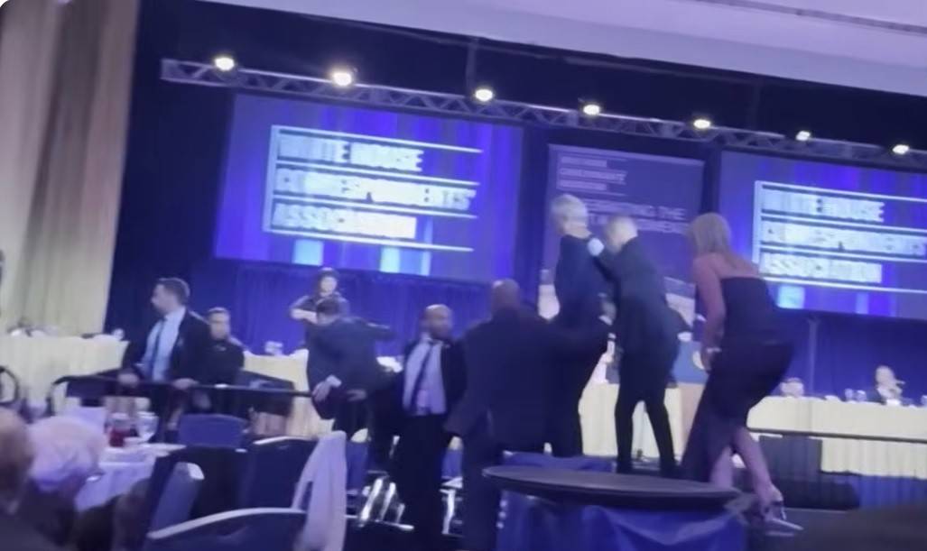 Vụ việc cũng cho thấy nguyên tắc lạnh lùng của mật vụ Mỹ: ngoài tổng thống và phó tổng thống, không ai là ưu tiên tuyệt đối.