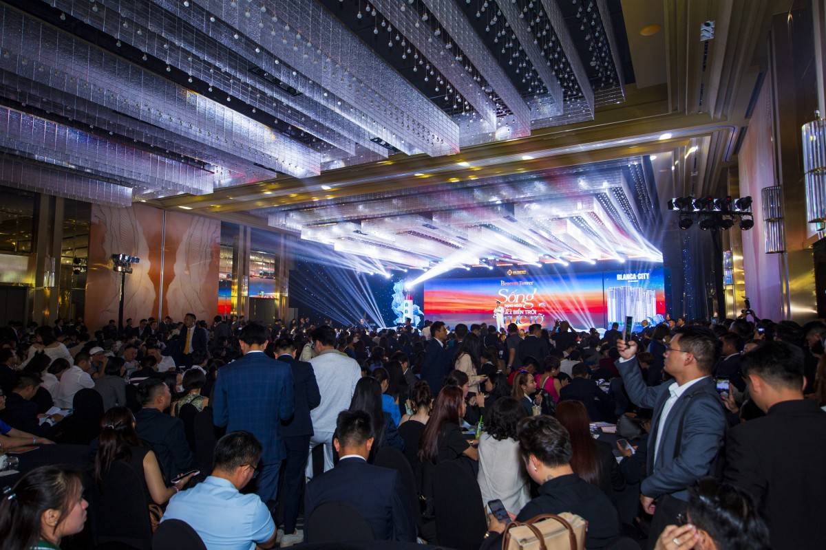 Sự kiện giới thiệu Beacon Tower thu hút hơn 1000 khách hàng tham dự. Ảnh: Ánh Dương