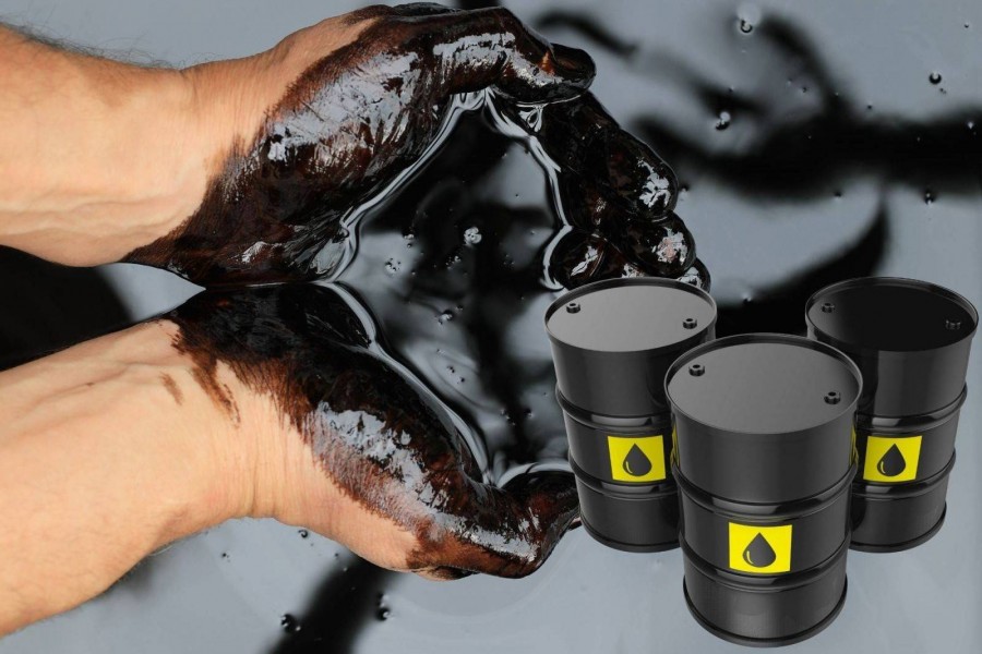 Bộ Công Thương dừng điều hành giá dầu hỏa, doanh nghiệp tự quyết theo thị trường từ 29/4