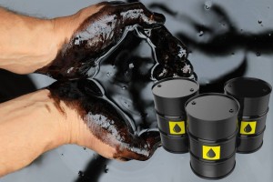 Bộ Công Thương dừng điều hành giá dầu hỏa, doanh nghiệp tự quyết theo thị trường từ 29/4