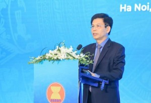 Thứ trưởng Bộ Xây dựng Lê Anh Tuấn: Hàng không ASEAN trước thách thức mới, tăng tốc thích ứng để bứt phá bền vững
