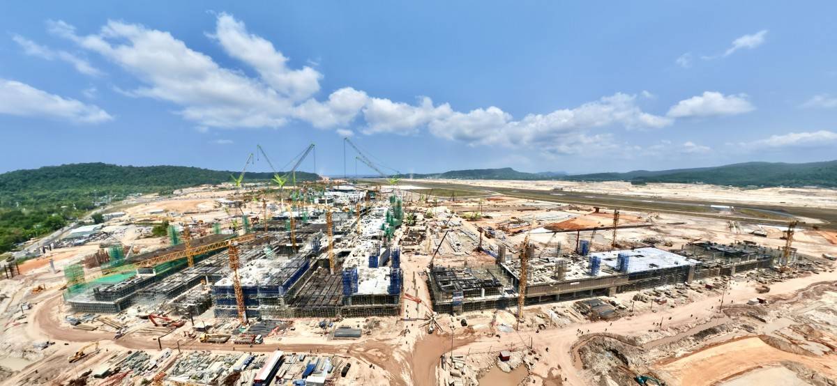 Dự án Mở rộng Cảng Hàng không Quốc tế Phú Quốc đang thi công với tốc độ “thần tốc”