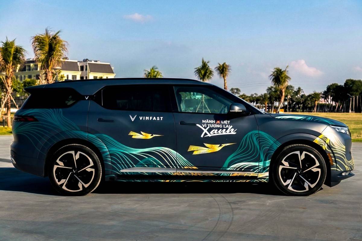 Ghế cơ trưởng, không gian rộng thoáng, nhiều đặc quyền hậu mãi, chủ xe nhận xét VinFast VF 9 “không thua gì xe sang”