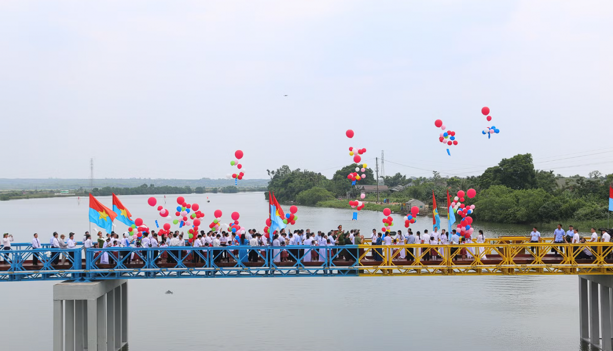 Tổng Bí thư, Chủ tịch nước Tô Lâm cùng lãnh đạo Đảng, Nhà nước dự Lễ Thượng cờ tại Hiền Lương – Bến Hải