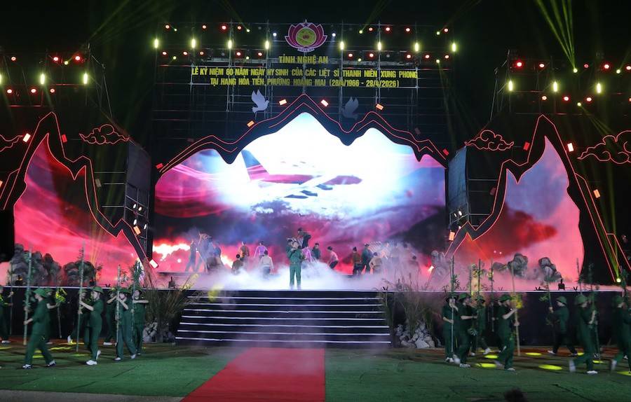 “Lửa thiêng trong đá” làm sống lại một thời oanh liệt!