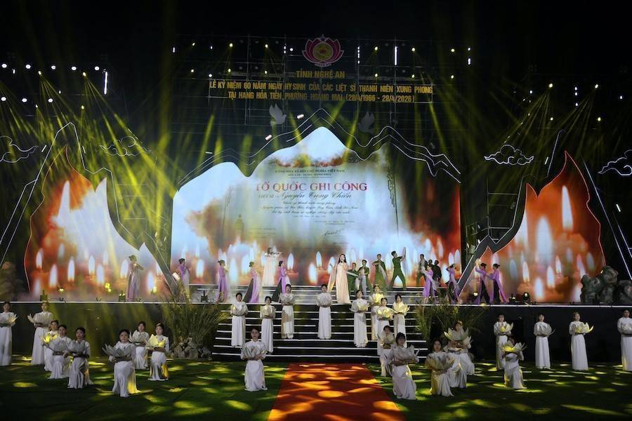 “Lửa thiêng trong đá” làm sống lại một thời oanh liệt!