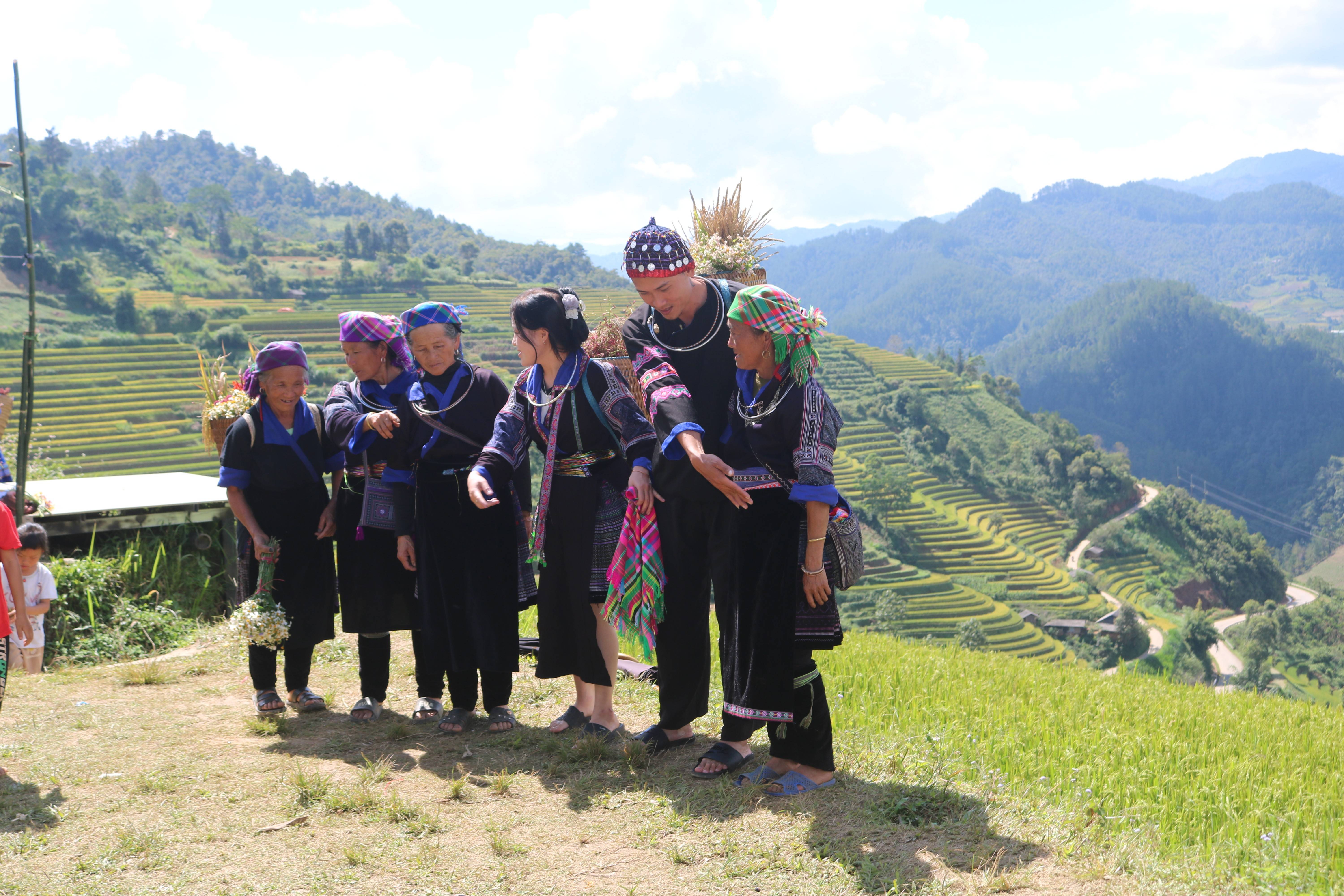 Lào Cai: Púng Luông đánh thức di sản ruộng bậc thang thành “mỏ vàng” du lịch