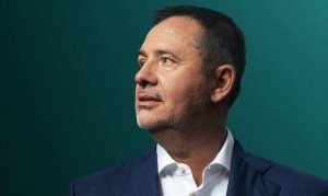 Samir Mane: Từ tài xế xe tải đến tỷ phú đầu tiên của Albania