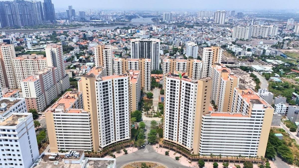 Toàn cảnh Khu tái định cư Bình Khánh nằm trong chương trình 12.500 căn hộ phục vụ tái định cư Khu đô thị Thủ Thiêm (Ảnh: https://thesaigontimes.vn).