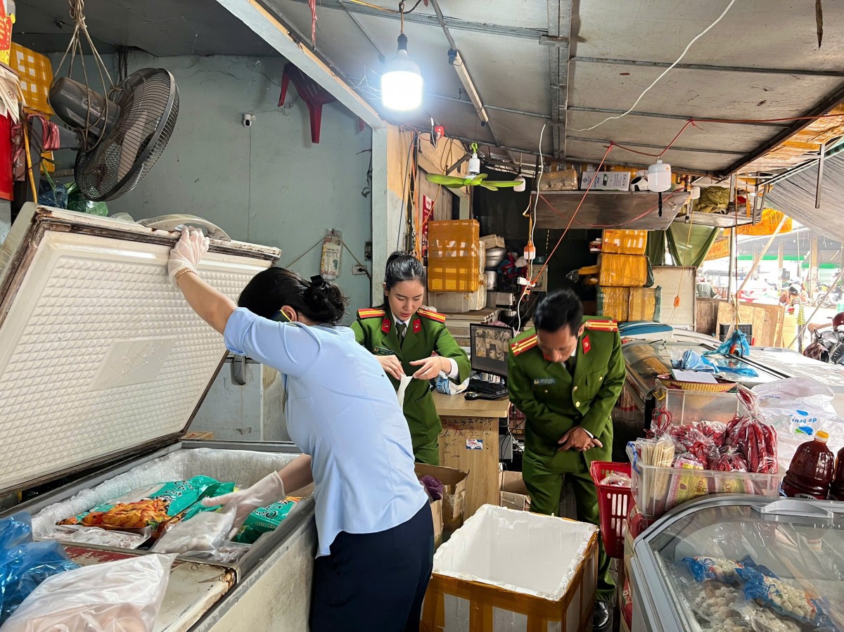 Thanh Hóa: Tăng cường công tác quản lý thị trường trong dịp hè và nghỉ lễ