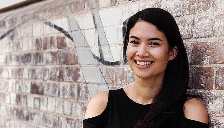 Melanie Perkins: Chuyện chưa kể về nữ tỷ phú 19 tuổi lật đổ đế chế đồ họa bằng tài thuyết phục đỉnh cao