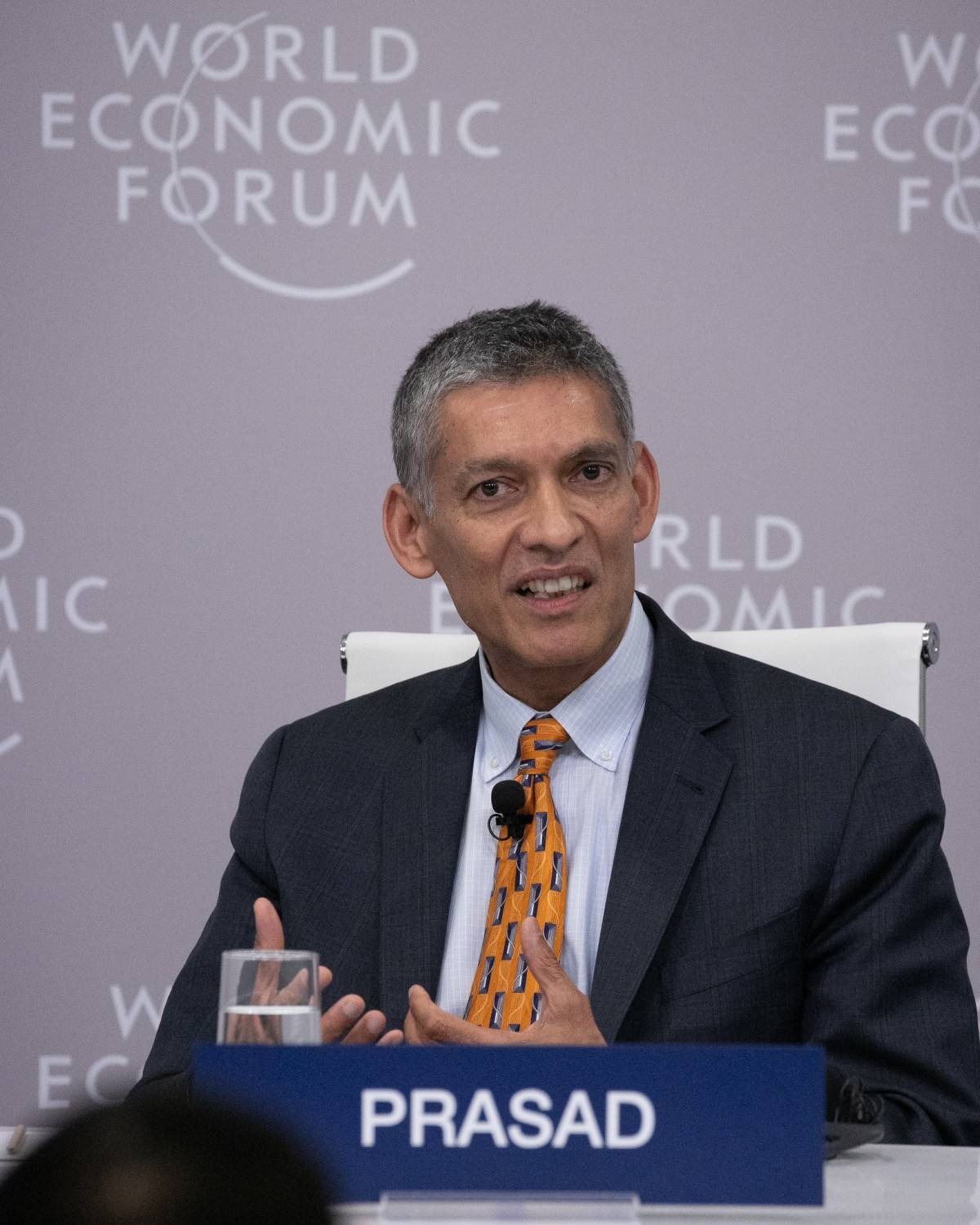 TS. Eswar Prasad, cựu lãnh đạo bộ phận Trung Quốc tại Quỹ Tiền Tệ Quốc tế (IMF)