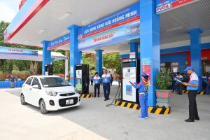 Chính phủ cắt giảm mạnh thủ tục, điều kiện kinh doanh xăng dầu