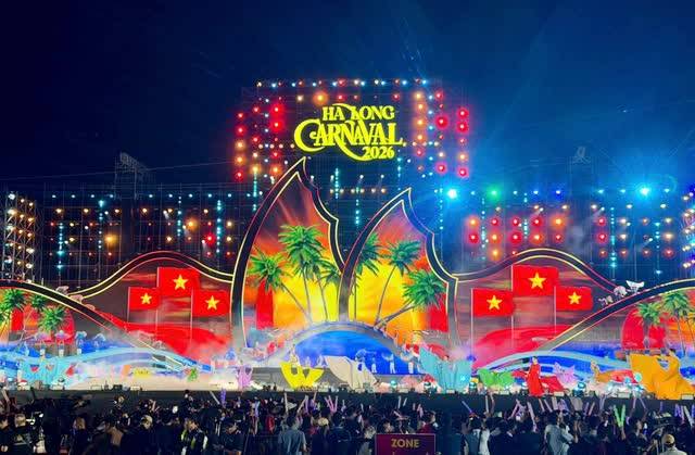 Chương trình nghệ thuật khai mạc Carnaval Hạ Long 2026 được dàn dựng công phu hoành tráng