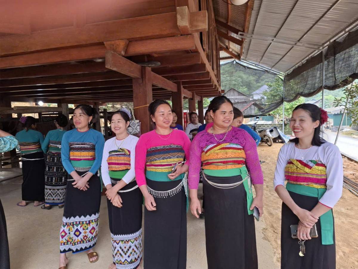 Nghề dệt thổ cẩm tại Thiên Phủ đang được đầu tư phát triển