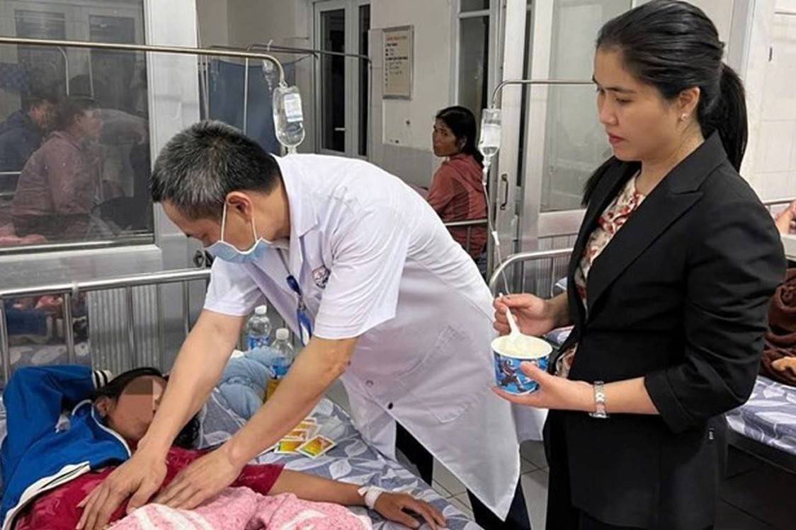 Gần 50 ca nghi ngộ độc bánh mì tại Quảng Trị: Bộ Y tế chỉ đạo khẩn, truy xuất nguồn gốc thực phẩm