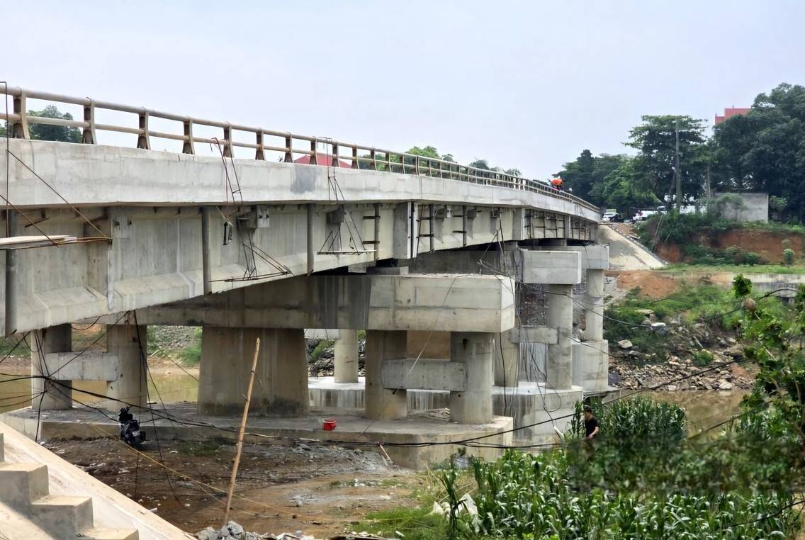 Phú Thọ: Cầu Tứ Mỹ thông xe kỹ thuật sau 2 năm sửa chữa