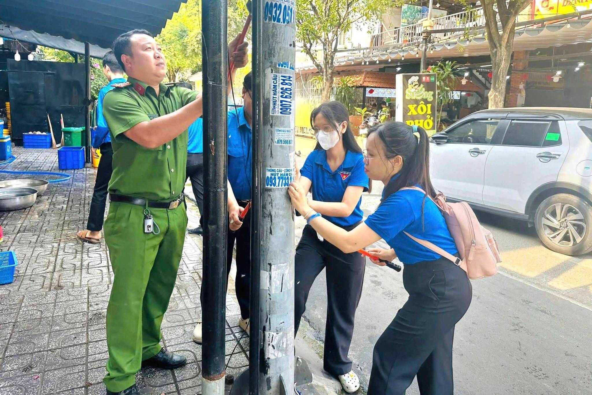 TP. Hồ Chí Minh ra quân 45 ngày “xóa quảng cáo bẩn”, truy tận gốc tín dụng đen